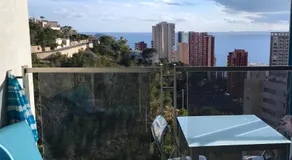 Appartement avec piscine, jardin et terrasse - Image 3