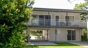 Paradise Bungalow Waterfront - Image 4