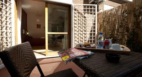 Heart of Rome Rooms - Image 2