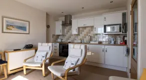 Quayside Cottage - Image 2