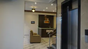 D D Luxury Inn - Image 4