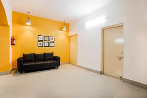 OYO 44179 Pleasant Stay Near Airport - Image 4