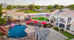 LeFairview Chateau- Pickleball Heated Pool Jacuzzi - Image 5