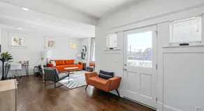 Two Decks to Enjoy Walk to 5 Points Faves Garage Close to Dining and Bars Board Games 10 Mins to Broadway 24 Hour Hospitality - Image 5