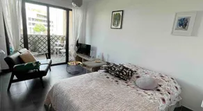 Grand Studio avec Parking et Wifi - Image 2
