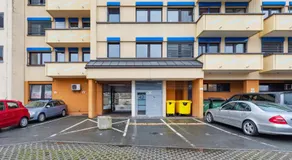 Salí Homes - HZ42 Charming Studio Apartment in Heart of Bayreuth with Balcony - Image 5
