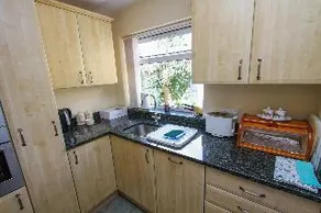 London Road Guest Accommodation - Image 3
