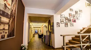 Fox Rooms Aparthotel - Image 5
