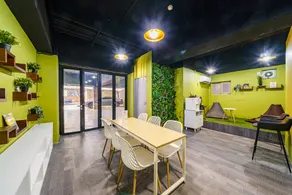 Hotel Seven Step - Image 3