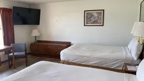 royal inn - Image 2