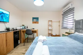 The Turquoise House - Image 2