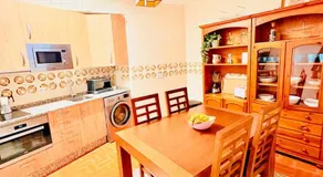 House in the heart of Dos Hermanas - Image 3
