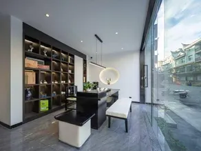 Fenghuang Ancient Town Tinglan Waterfront High-end B&B - Image 4