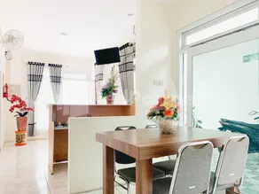 Oma Uti Syariah Mitra RedDoorz near Stasiun Lempuyangan - Image 2