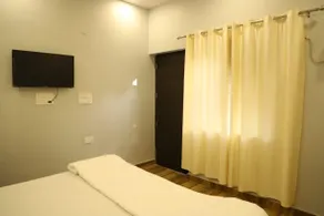 ONE BEDROOM VILLA - Image 3