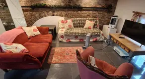lavender house - Image 2