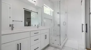 New Modern 3BR 2.5BA North Loop, Cowboy Pool and Patio by Austin Vacay - Image 2