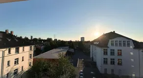 Zentrale Wohnung für 4 mit Bett und Schlafcouch - Image 4