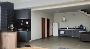 Sobrado novo e lindo com piscina - Image 5