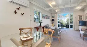 1-Bedroom Retreat with Spa Bath & Harbour Outlook - Image 2