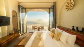 El Lago Hotel - Image 2