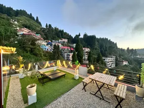 Darjeeling Hillside Inn - Image 3