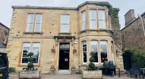 Edinburgh Whisky House Hotel - Image 5