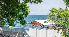Amity Treetops - Prime Location - Sleeps 7 - Image 5