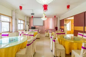 Qingdao Qianshao Hotel (Qingdao University of Science and Technology Zhoukou Road Branch) - Image 2