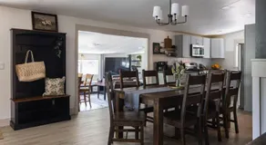 Comfy Home with Game Room & Back Yard - Kid Friendly - Image 3