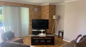Beachlander Self-Contained Holiday Apartments - Image 2