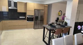 Eva Luxury Apartment - Image 5