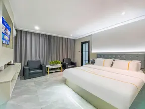 Xintiandi Hotel (Asia's No. 1 Fountain Hotel) - Image 2
