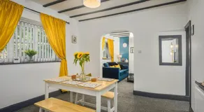 Stunning Cottage, Sleeps 7, Parking, Smart TV, Long Term Disc, Perfect For Contractors, Professionals, Families & Leisure - Image 5