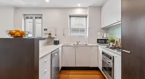 Complete Host Fitzroy Townhouse - Image 5