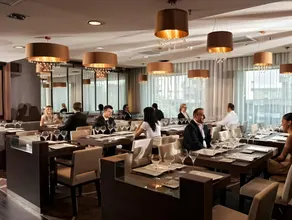 Hotel Ramada Pitesti - Image 3
