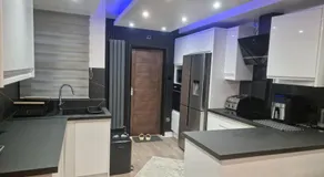 Uniq 3 Bedroom House in central Watford ,15min to London Euston , close to Harry Potter - Image 4