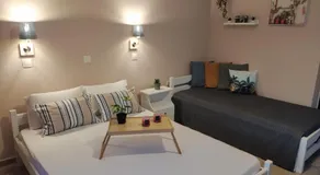 ΑΥΡΑ Ενοικιαζόμενα Δωμάτια - AVRA Rooms To Let - Image 2