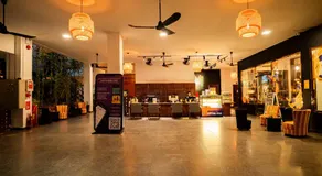 Mad Monkey Hostel Phnom Penh - Image 3