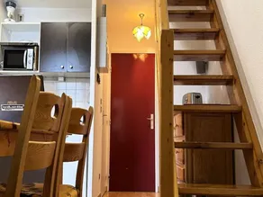 Studio for 4 People - Image 4
