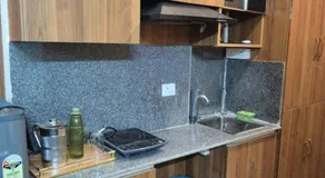 Studio Apartment - Image 5