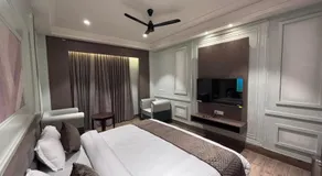 Hotel The Grand Mirage - Image 2