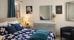 NEW! The Diplomat - High Class - Family Villa - Private Pool - Bubble bath -new AC- Up to 10 guests - 4 Min Walk to Beach - Image 2