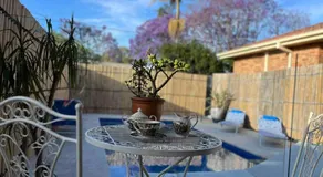 Woy Woy Relaxing 6-Bedroom Holiday House with Pool - Image 3