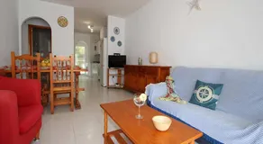 Vacaciones perfectas cerca del mar: piscina privada, mascotas bienvenidas y playa para perros. - ES-184-21 - Image 2