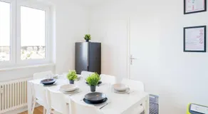 Chic City-View Apartments in Hanau - Image 4