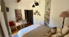 Au Mas Retz De Jade - Image 2
