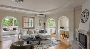 Pool cottage retreat near Prague - Image 3
