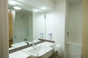 Premier Inn Aberdeen Westhill - Image 2