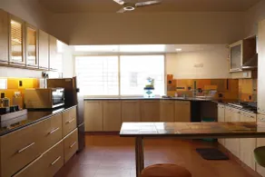 SmartStay Luxury 3 Bed/3 Bath Flat in Central BLR - Image 3